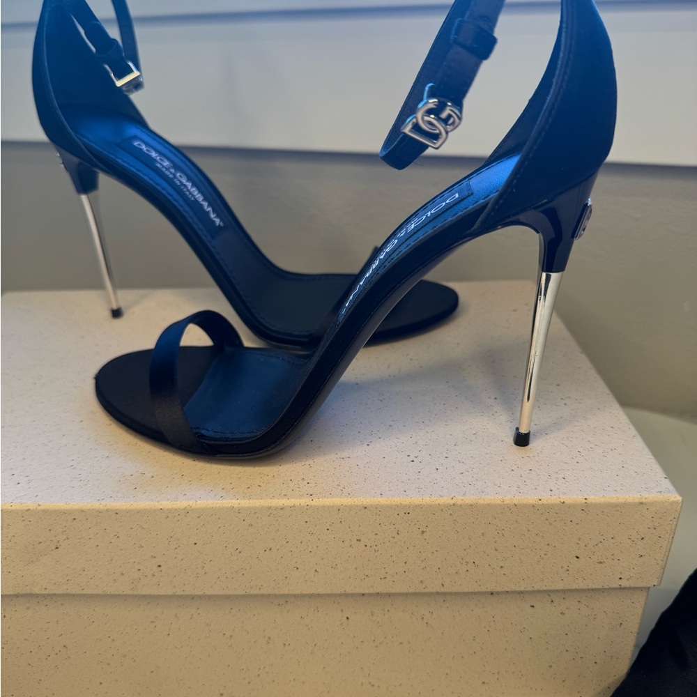 Dolce & Gabbana Black Stiletto Heels with Ankle Strap - Picture 10 of 12